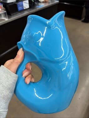 Blue fish gurgle pitcher